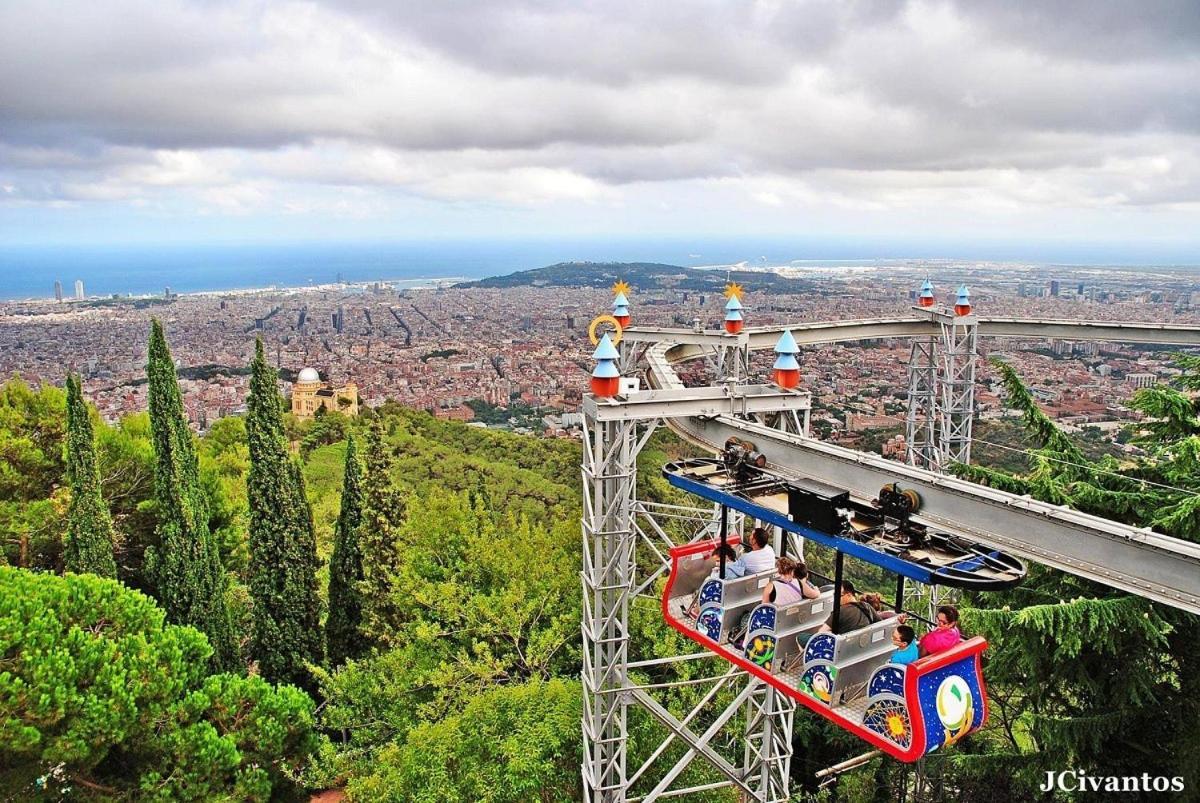 Barcelona Fira & Camp Nou Stadium L'Hospitalet de Llobregat Buitenkant foto