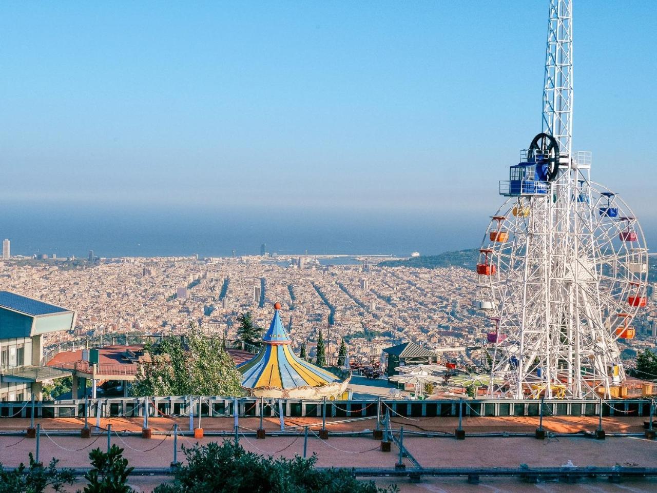 Barcelona Fira & Camp Nou Stadium L'Hospitalet de Llobregat Buitenkant foto